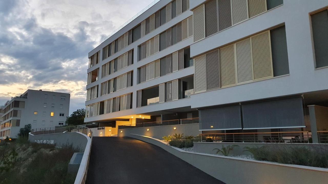 Luxury Apartment 4Seasons With Garage Split Exterior foto